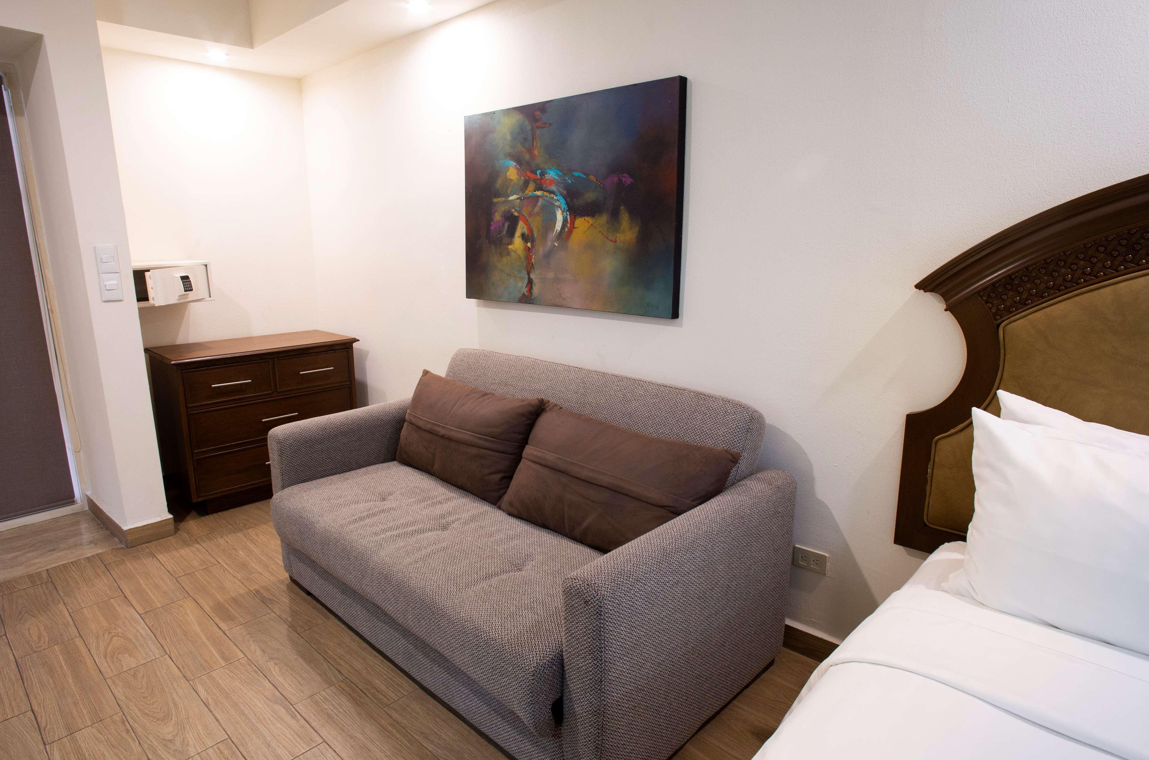 Best Western Plus Monterrey Colon Buitenkant foto