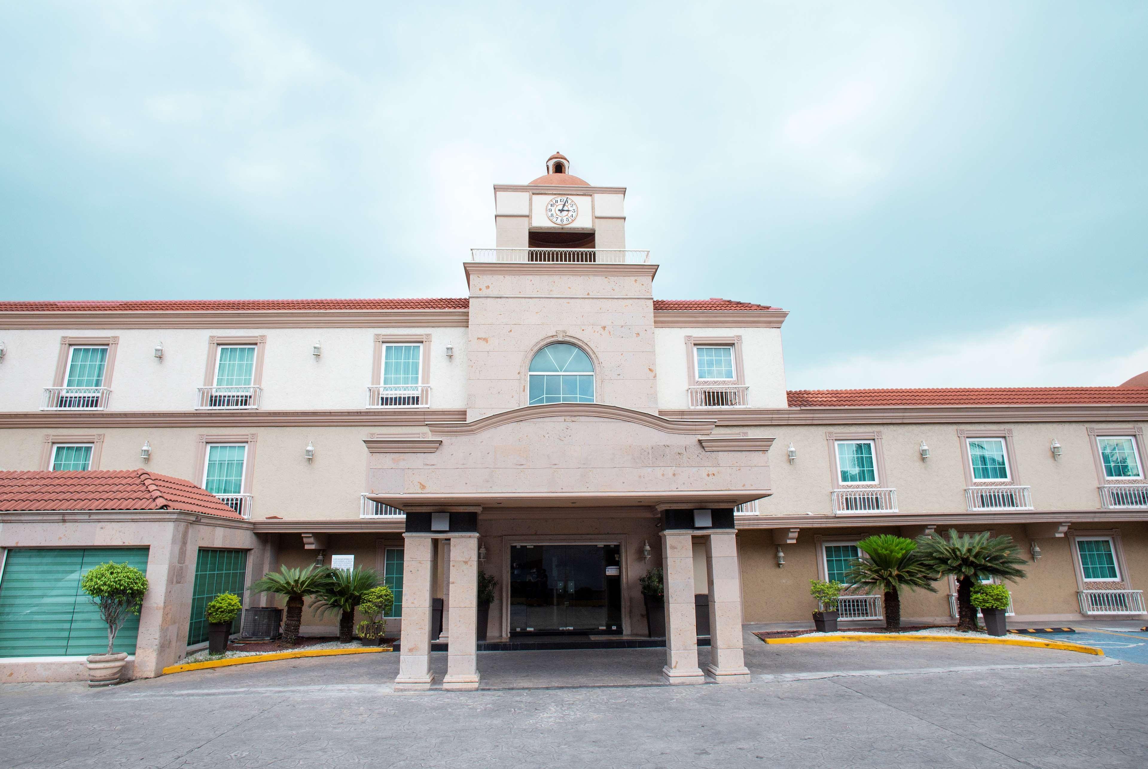 Best Western Plus Monterrey Colon Buitenkant foto