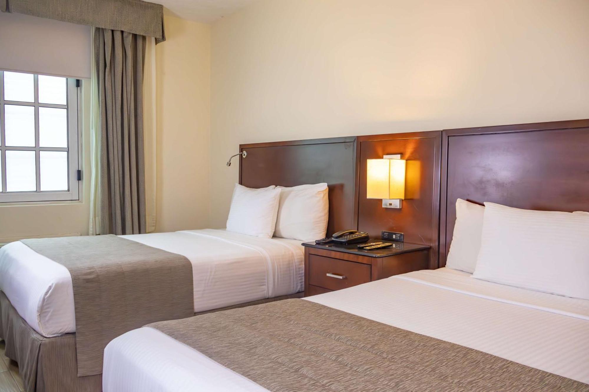 Best Western Plus Monterrey Colon Buitenkant foto
